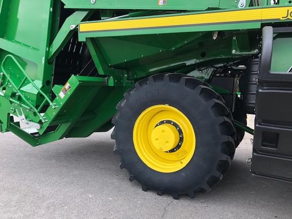 Image of John Deere CP690 equipment image 4