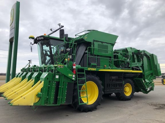 Main image John Deere CP690