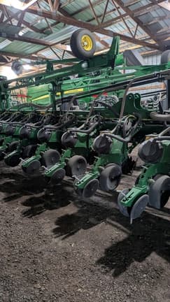 Image of John Deere DB60 equipment image 2