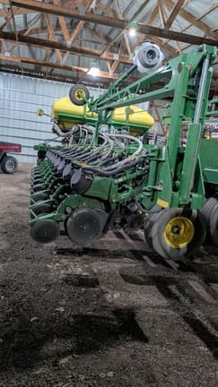 Image of John Deere DB60 Primary image