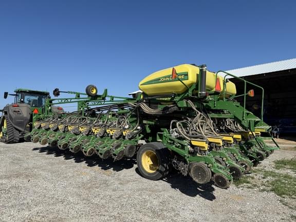 Image of John Deere DB60 equipment image 3