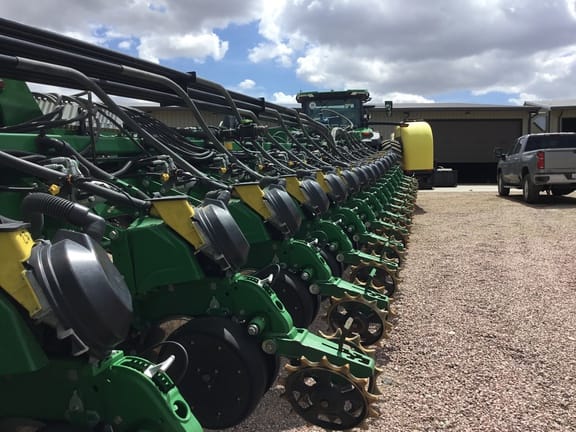 2019 John Deere DB90 Equipment Image0