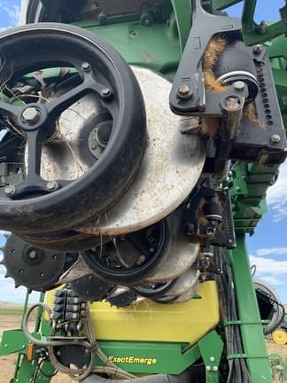 Image of John Deere DR16X equipment image 3