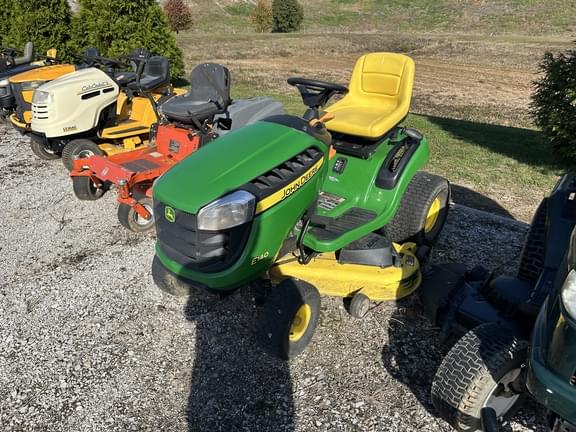 Image of John Deere E140 equipment image 2