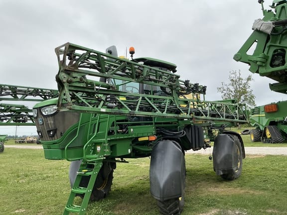 2019 John Deere R4023 Equipment Image0