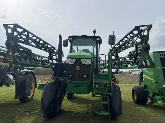 Image of John Deere R4023 equipment image 1