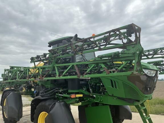 Image of John Deere R4023 Primary image