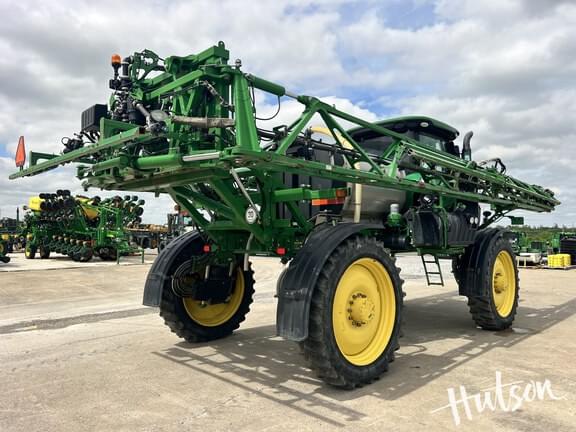 Image of John Deere R4030 equipment image 3