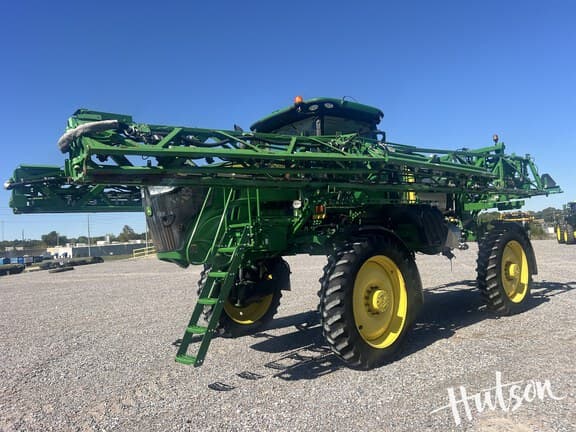 Image of John Deere R4030 equipment image 2