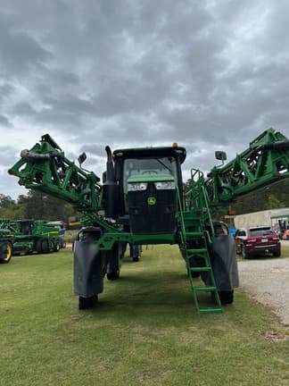 Image of John Deere R4030 equipment image 4