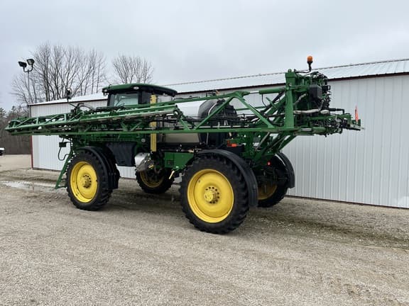 Image of John Deere R4038 equipment image 3
