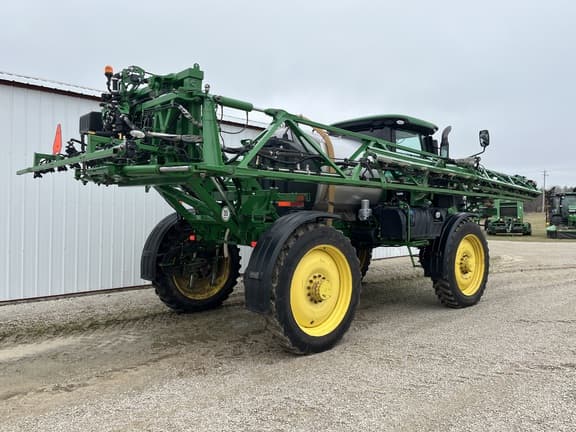 Image of John Deere R4038 equipment image 2