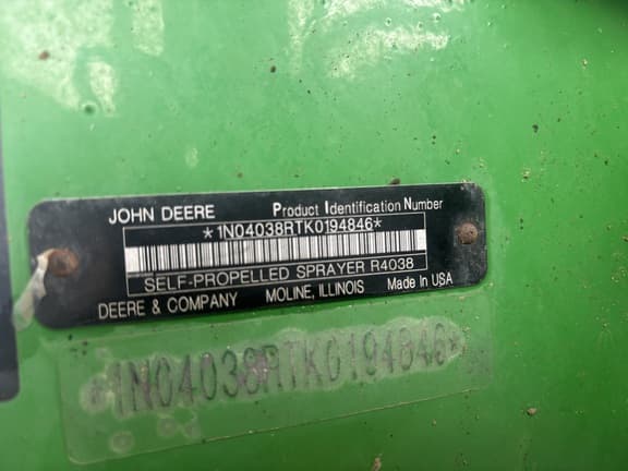 Image of John Deere R4038 equipment image 1