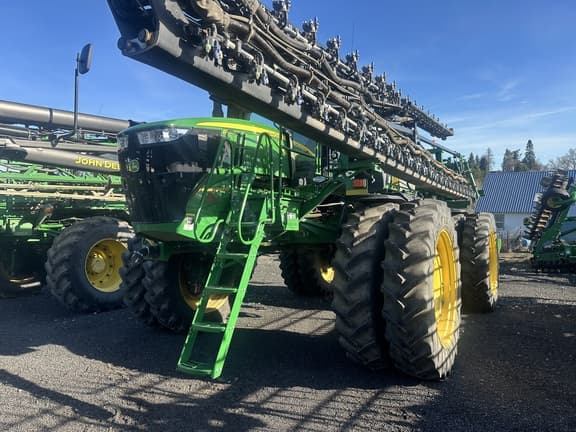 Image of John Deere R4045 equipment image 1