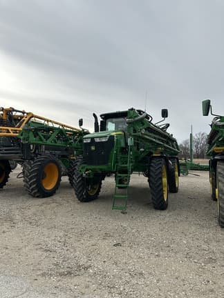 Image of John Deere R4045 equipment image 1