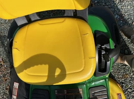 Image of John Deere S240 equipment image 3