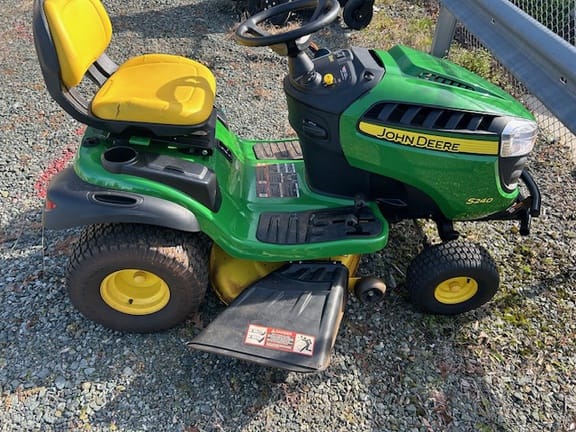 2019 John Deere S240 Equipment Image0
