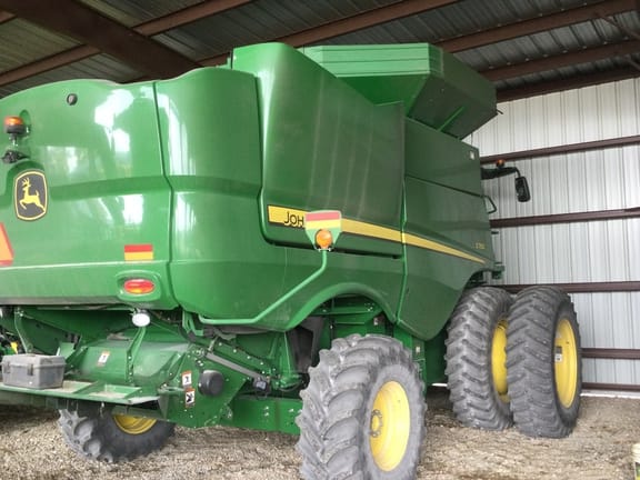 2019 John Deere S760 Equipment Image0