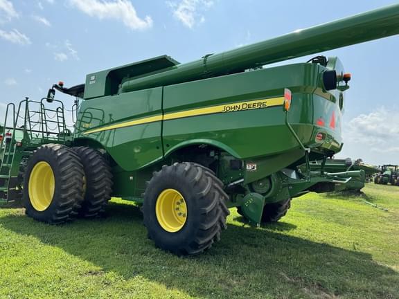 Image of John Deere S760 equipment image 4