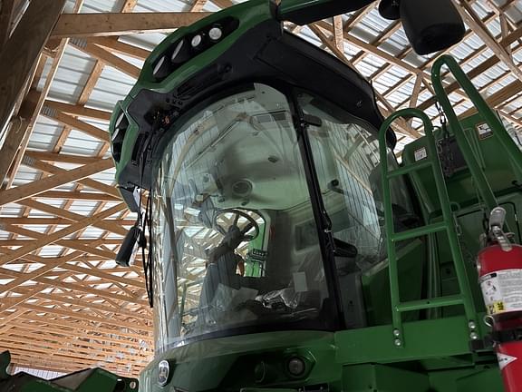 Image of John Deere S760 equipment image 3