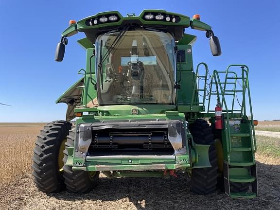 Image of John Deere S760 equipment image 4