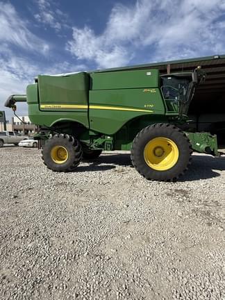 Image of John Deere S770 equipment image 1