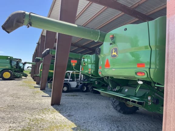Image of John Deere S770 equipment image 4
