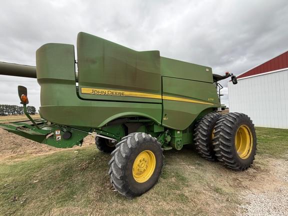 Image of John Deere S770 equipment image 3