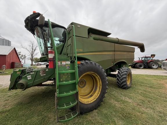 Image of John Deere S770 equipment image 1