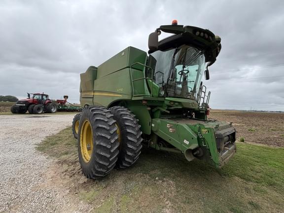 Image of John Deere S770 Primary image