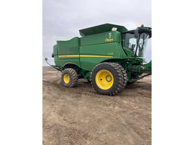 Image of John Deere S770 equipment image 3