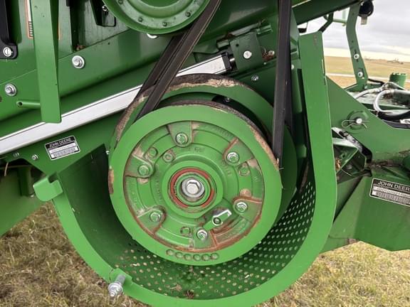 Image of John Deere S780 equipment image 4