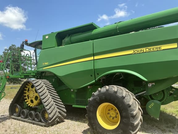 Image of John Deere S780 equipment image 3