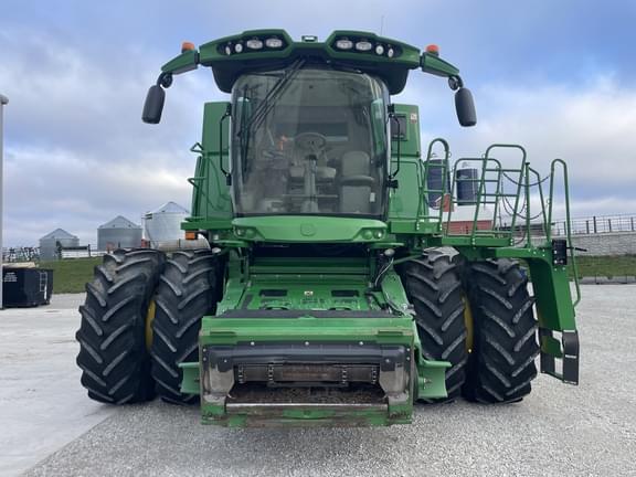 Image of John Deere S780 equipment image 2