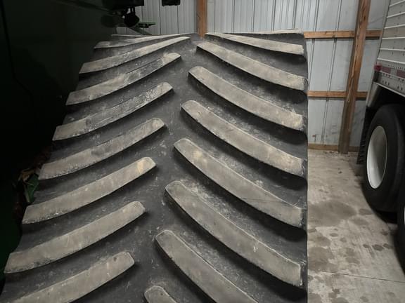 Image of John Deere S780 equipment image 4