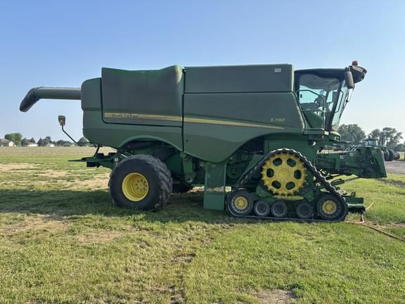 Image of John Deere S780 Primary image