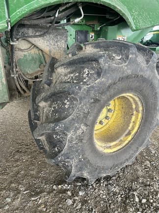 Image of John Deere S780 equipment image 4