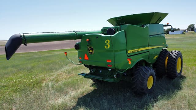 Image of John Deere S780 equipment image 3