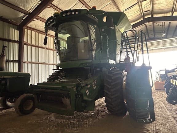 Image of John Deere S780 equipment image 4