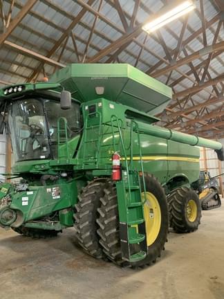 Image of John Deere S780 equipment image 2