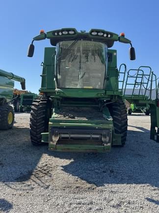 Image of John Deere S780 equipment image 4