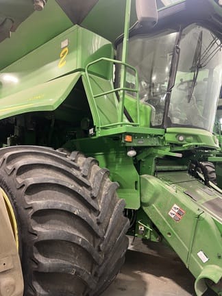 2019 John Deere S790 Equipment Image0