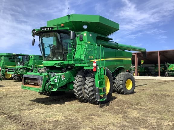 Image of John Deere S790 equipment image 3