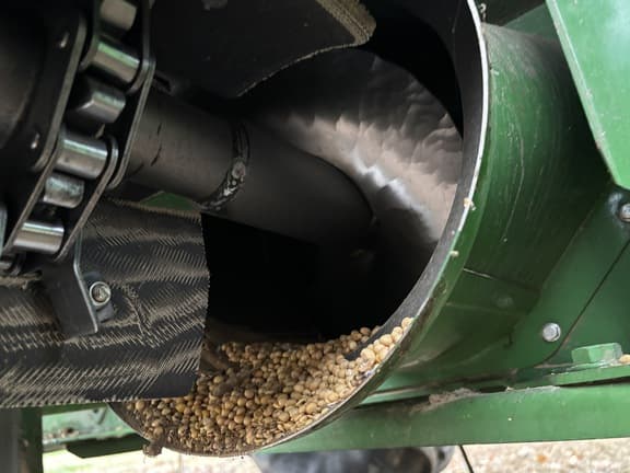 Image of John Deere S790 equipment image 4