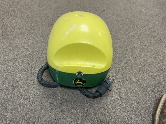 Image of John Deere StarFire 6000 equipment image 1