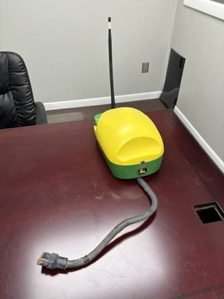 Image of John Deere StarFire 6000 Image 1