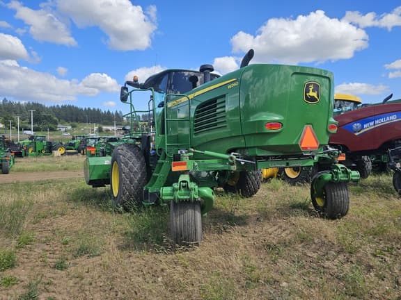 Image of John Deere W260 equipment image 1