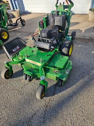 2019 John Deere W52R Equipment Image0