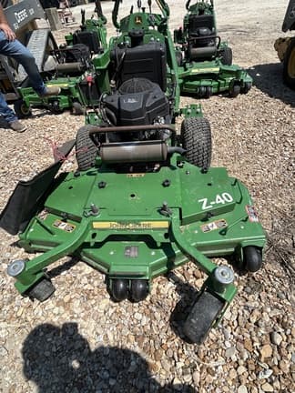 Image of John Deere W52R equipment image 2