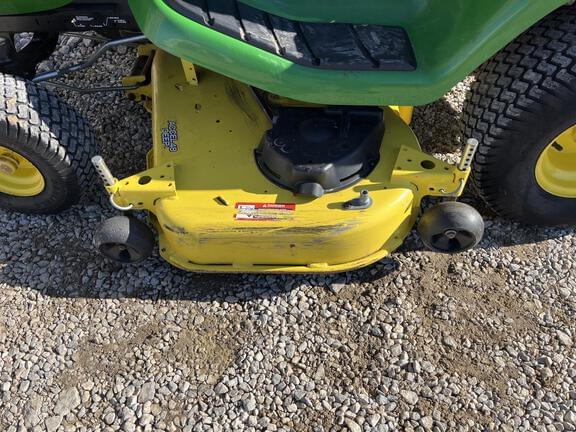 Image of John Deere X330 equipment image 4